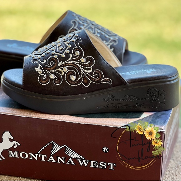 Montana West Cross Wedge Sandal - Picture 4 of 4